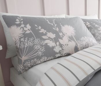 Catherine Lansfield Meadowsweet Duvet Cover and Pillowcase Set